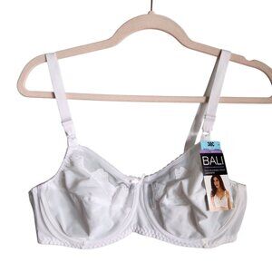 Bali Bra White Women's 38C Flower Underwire Back Close NEW